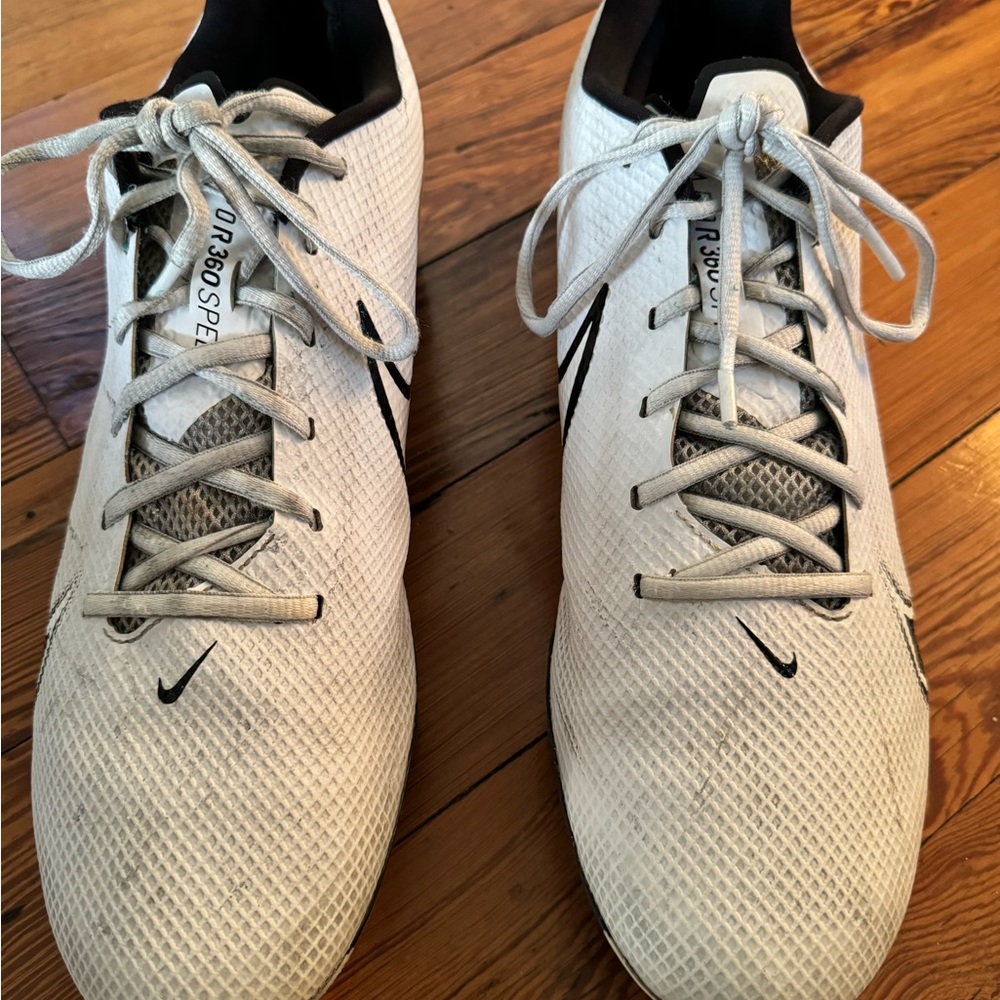 NIKE Vapor Cleats!! (Size 11)